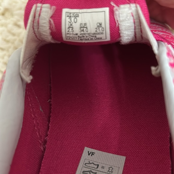 Vans Kids Pink Slip-On Shoes - Picture 6 of 8